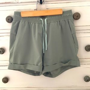 Lululemon cuffed shorts